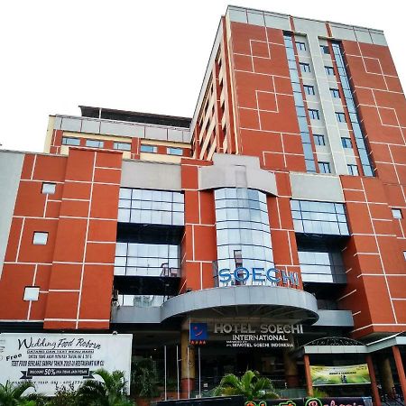 Hotel Soechi International メダン エクステリア 写真